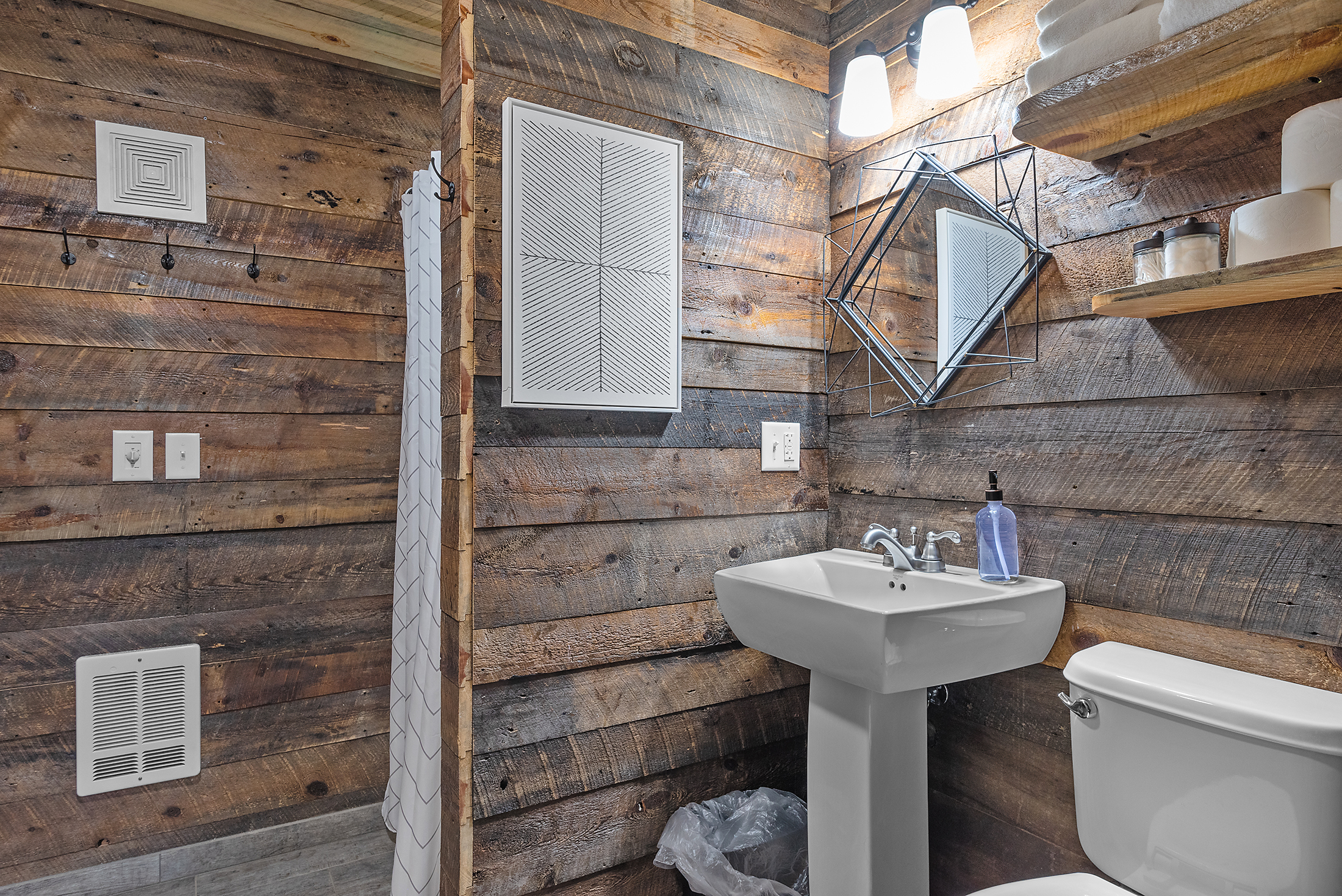 18. And here_s our immaculate bathroom! We have shower, toilet and sink.