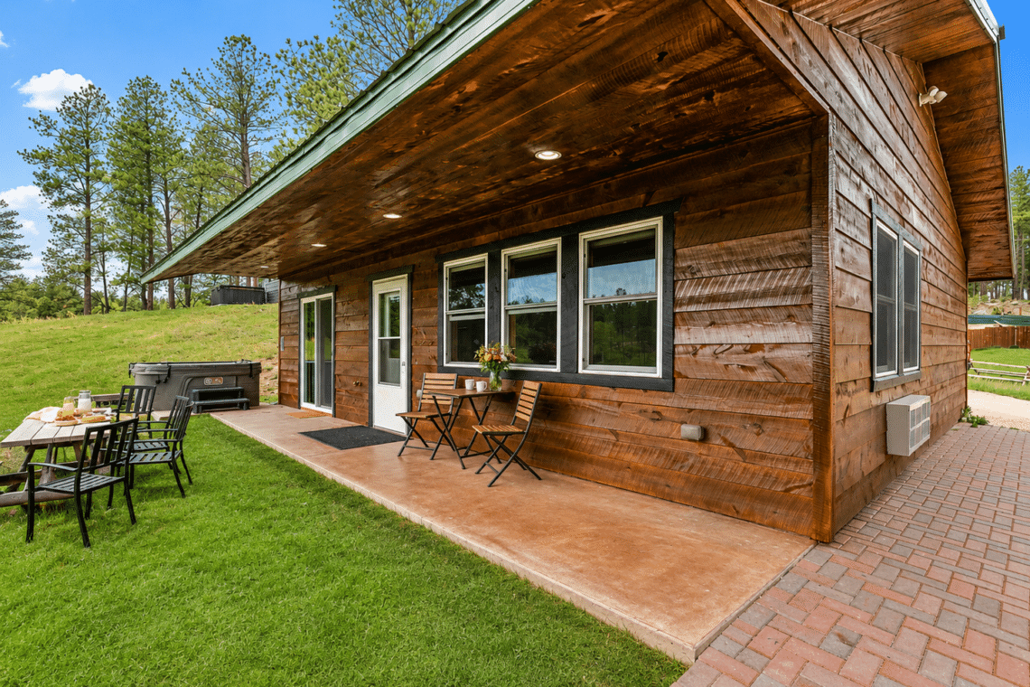Exterior2-Twk